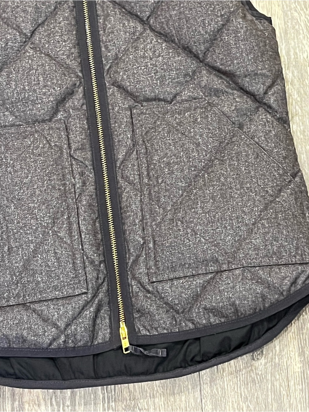 J.Crew Quilted Puffer Vest Women XXS Charcoal Gray Gold Zip High - Picture 4 of 7